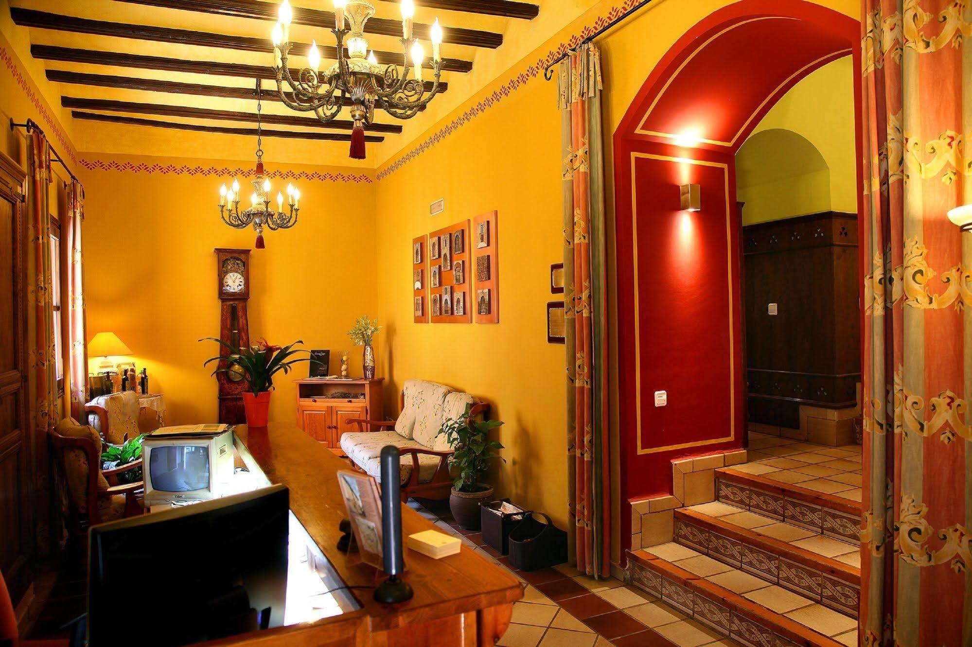 Hotel Villa De Alquézar Exterior foto