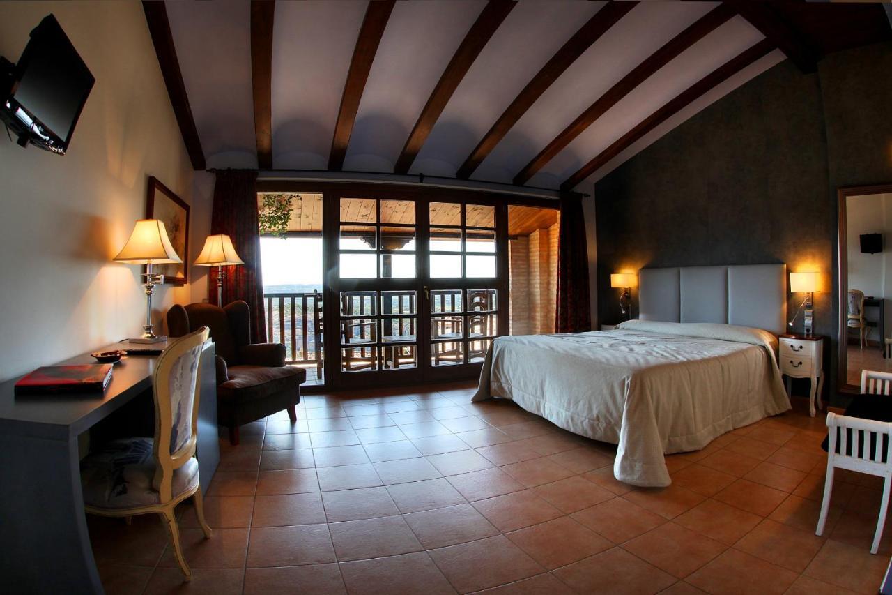Hotel Villa De Alquézar Zimmer foto